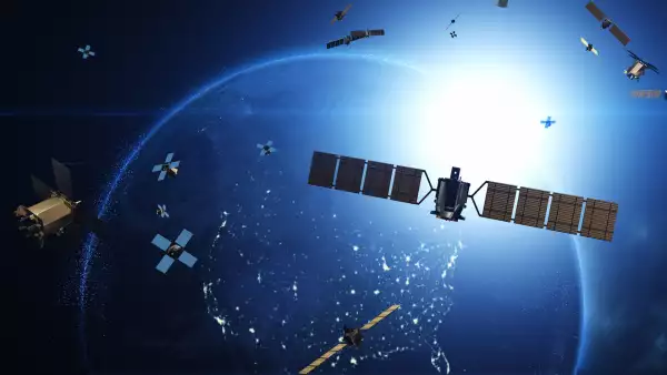 La basura espacial se dispara, y estas empresas han encontrado una oportunidad de negocio