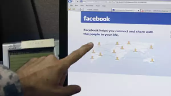 Facebook dijo que antes de aplicar los cambios los discutió con la Comisión de Comercio estadounidense. (Foto: AP)