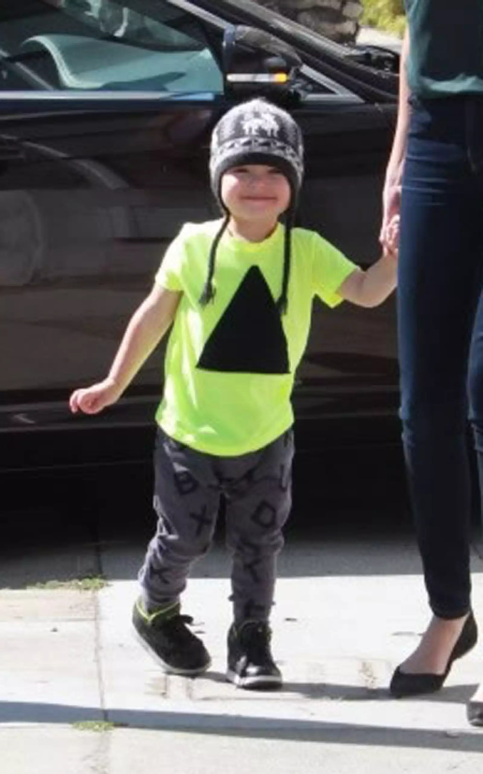 A sus dos años de edad, Flynn es uno de los bebés más queridos del Showbiz y también uno de los mejor vestidos.