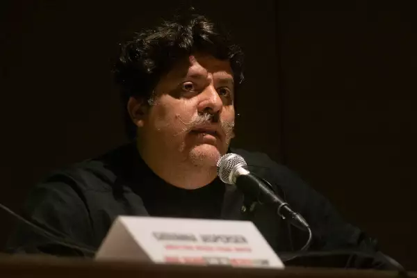 Ricardo Lozano durante la conferencia de prensa