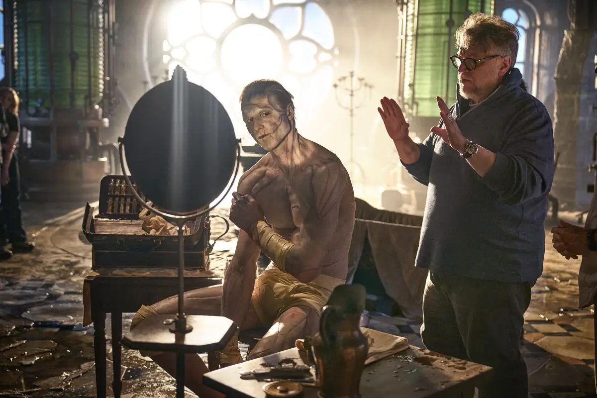 frankenstein-guillermo-de-toro.jpg