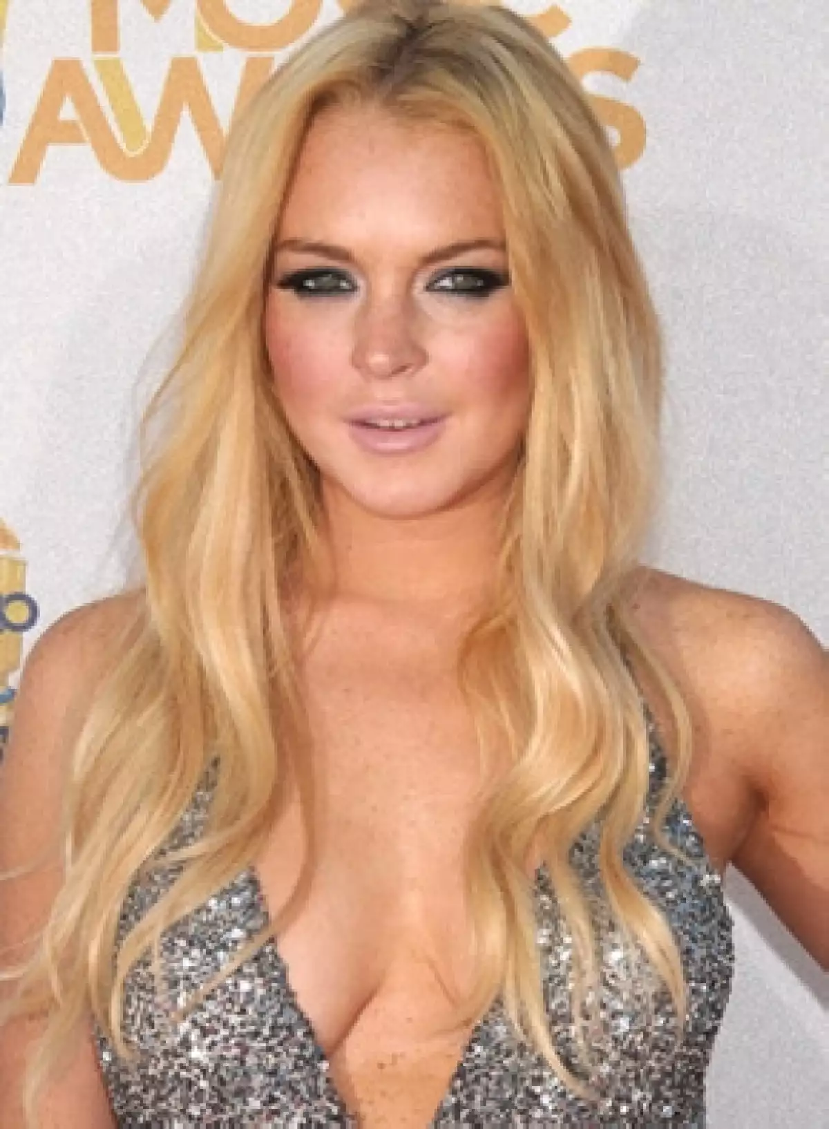 La actriz dejó por un momento el centro `Betty Ford´ para pasar el Día de Acción de Gracias con su papá Michael Lohan