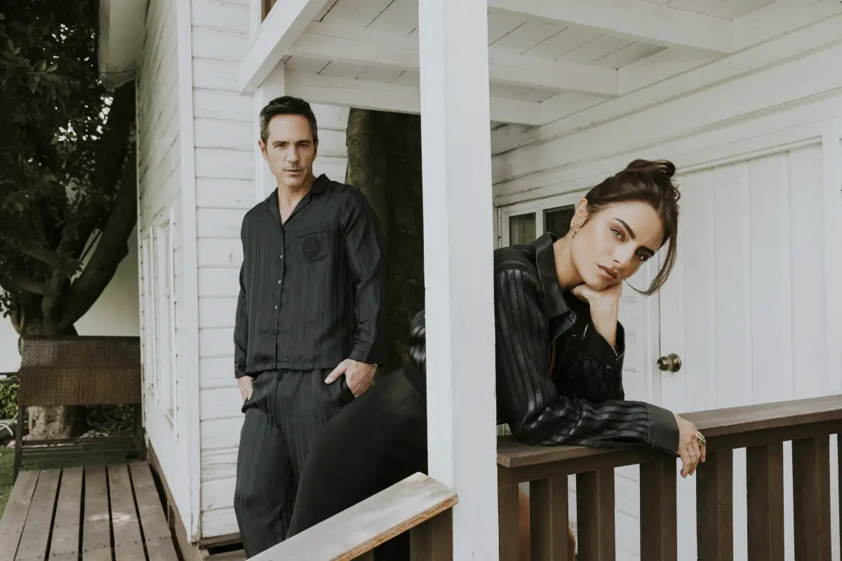 Aislinn Derbez y Mauricio Ochmann
