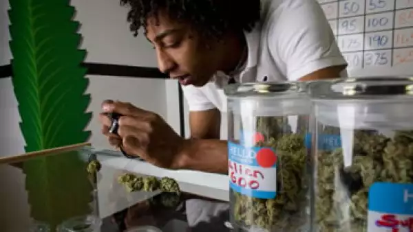 Pequeños productores y consumidores pueden aprovechar el anonimato de las operaciones con la moneda digital. (Foto: Getty Images)