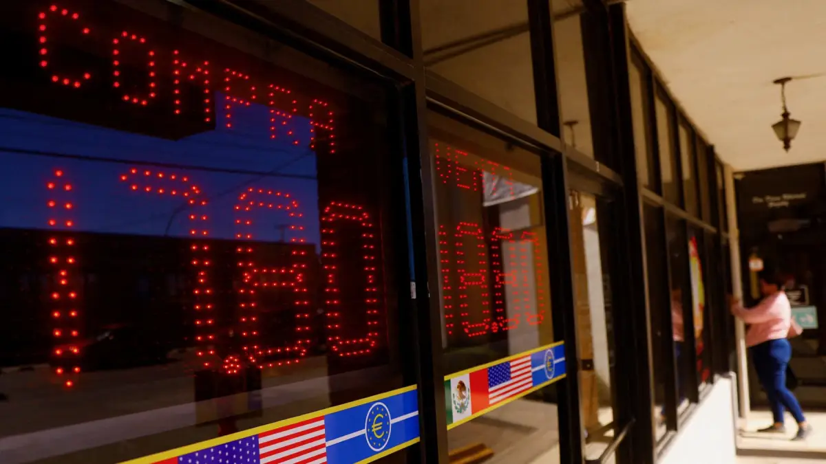 peso y dólar