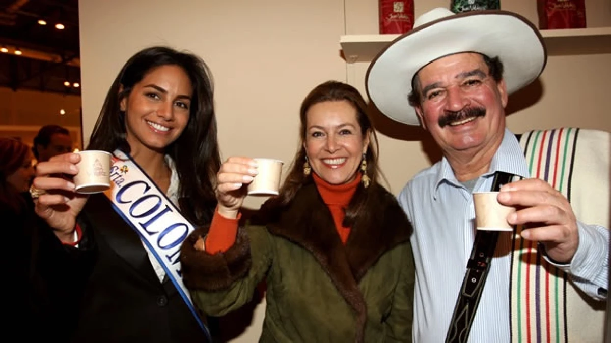 La exmiss colombia promueve café colombiano