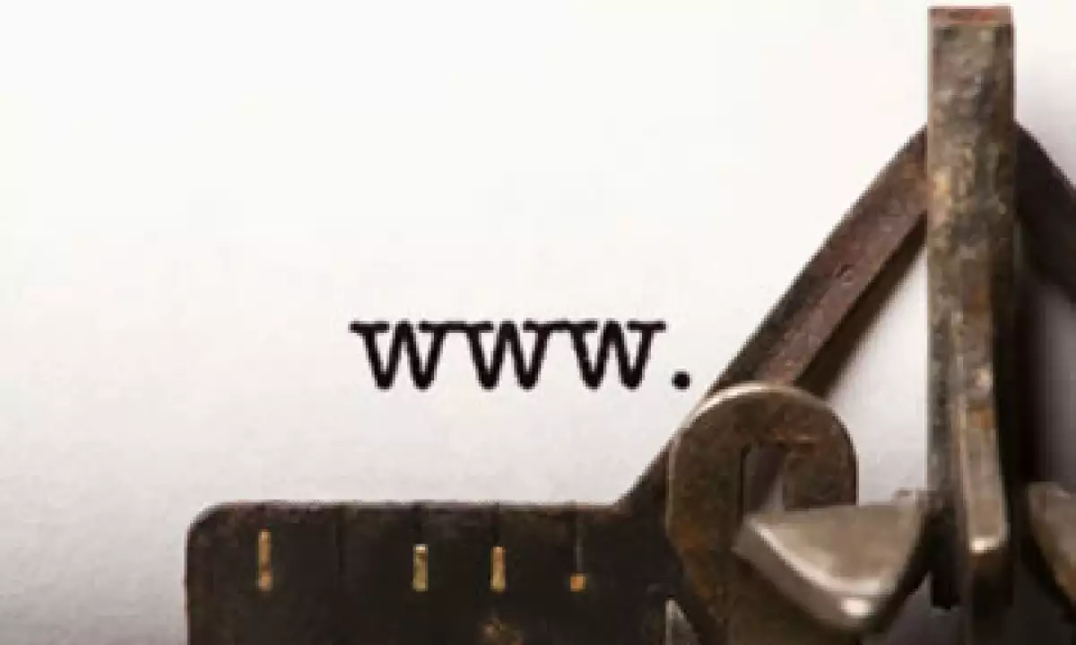 La mayor parte de los dominios que se vendieron y compraron en Internet son los puntocom, con 44% del mercado. (Foto: Thinkstock)