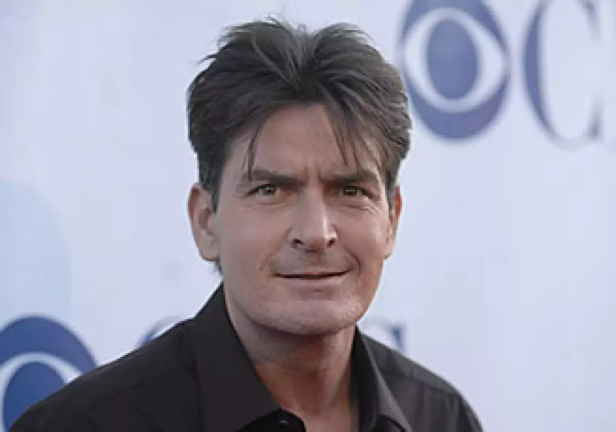 Sheen ganaba cerca de 3 millones de dólares por episodio de su serie de televisión. (Foto: AP)