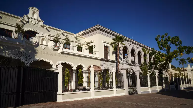 Fachada del museo