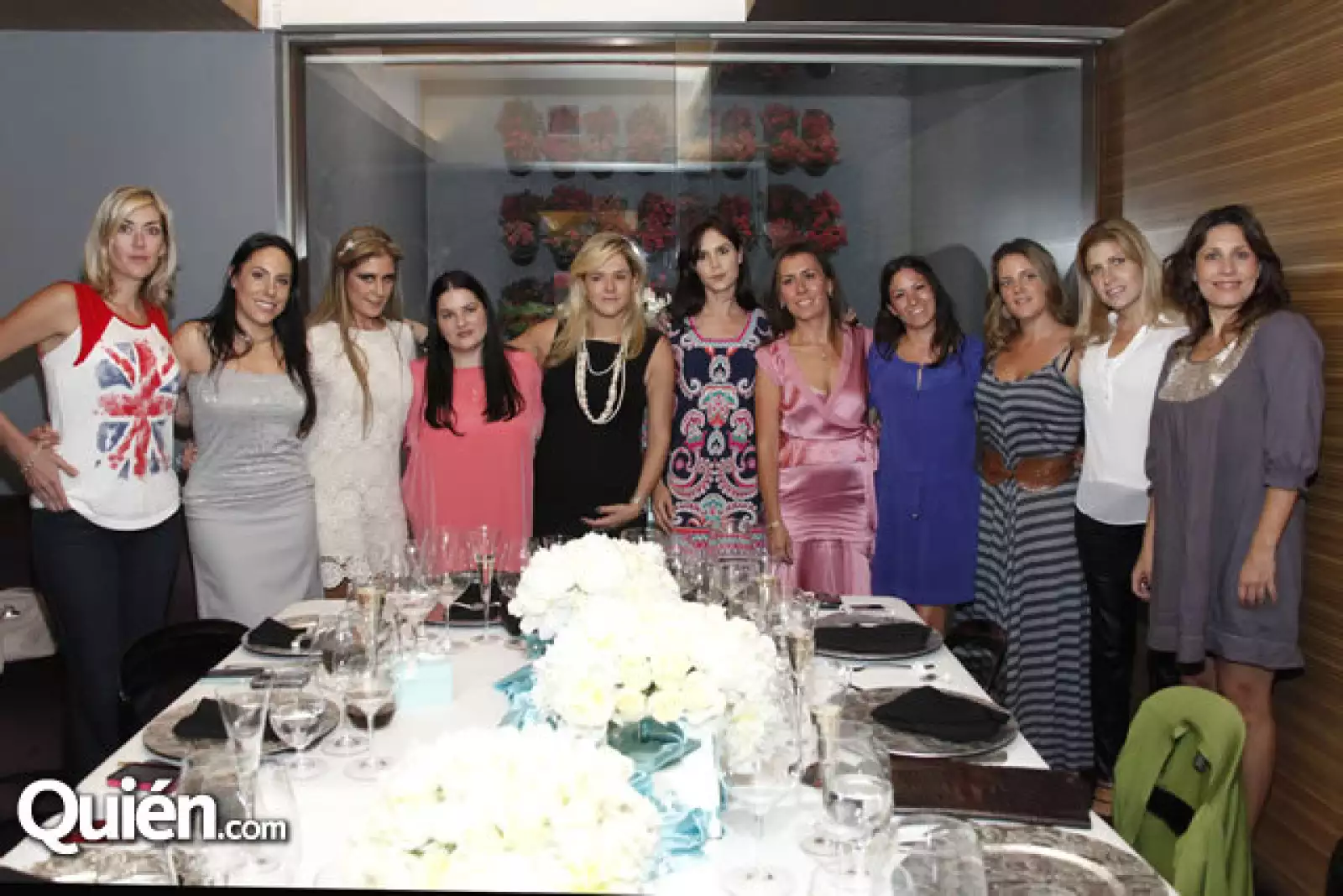 Amigas de Beatriz Sámano en su baby shower