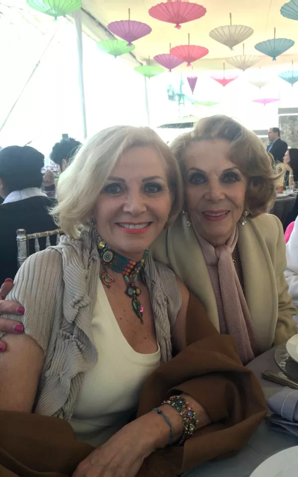 Laura Morán Servín y Alejandra Cuevas Morán