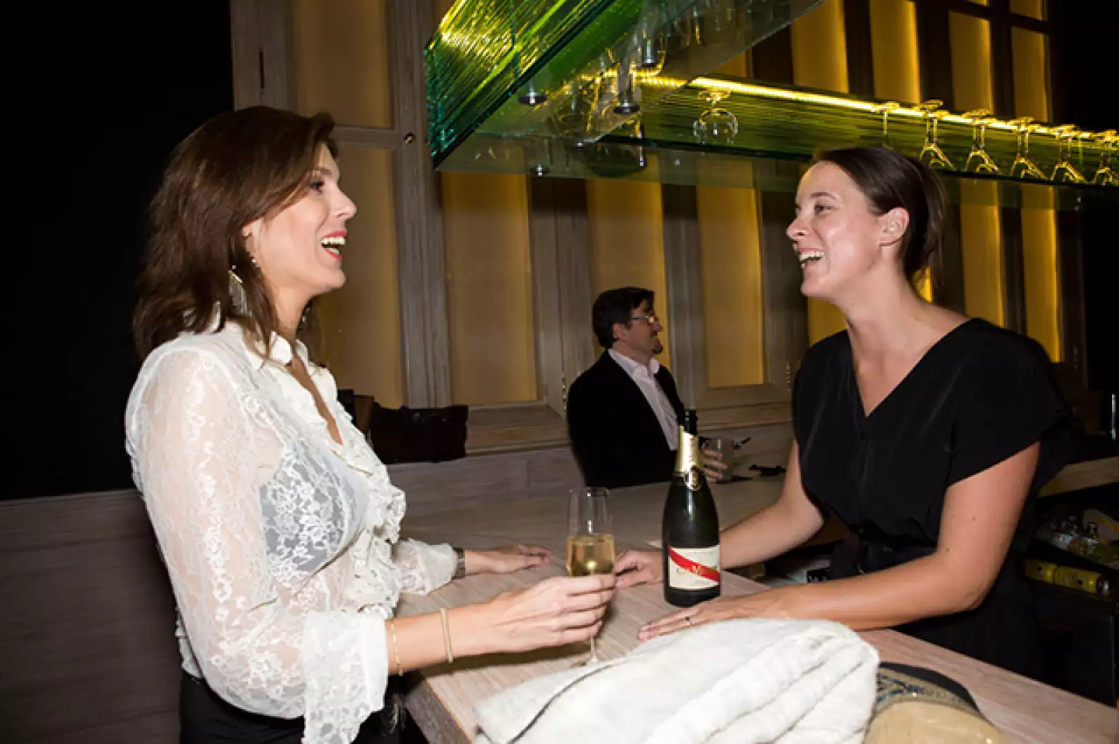 María Forcada,Lisa Mulligan