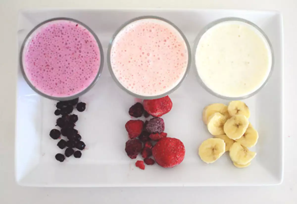 Smoothie de plátano, y fresas