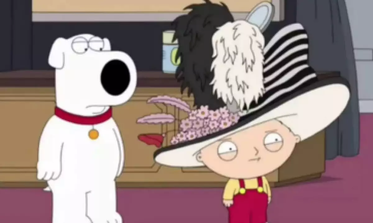 Stewie y Brian discuten la apariencia de Jenner. (Foto: YouTube)