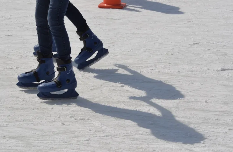 La CDMX anuncia pistas de hielo en 16 alcaldías y romería navideña