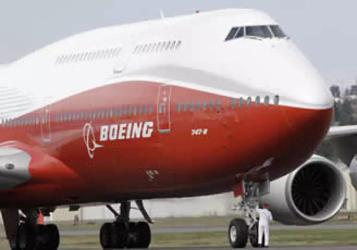 El ingreso de Boeing Commercial Airplanes en el primer trimestre disminuyeron un 5% a 7,100 millones de dólares. (Foto: AP)