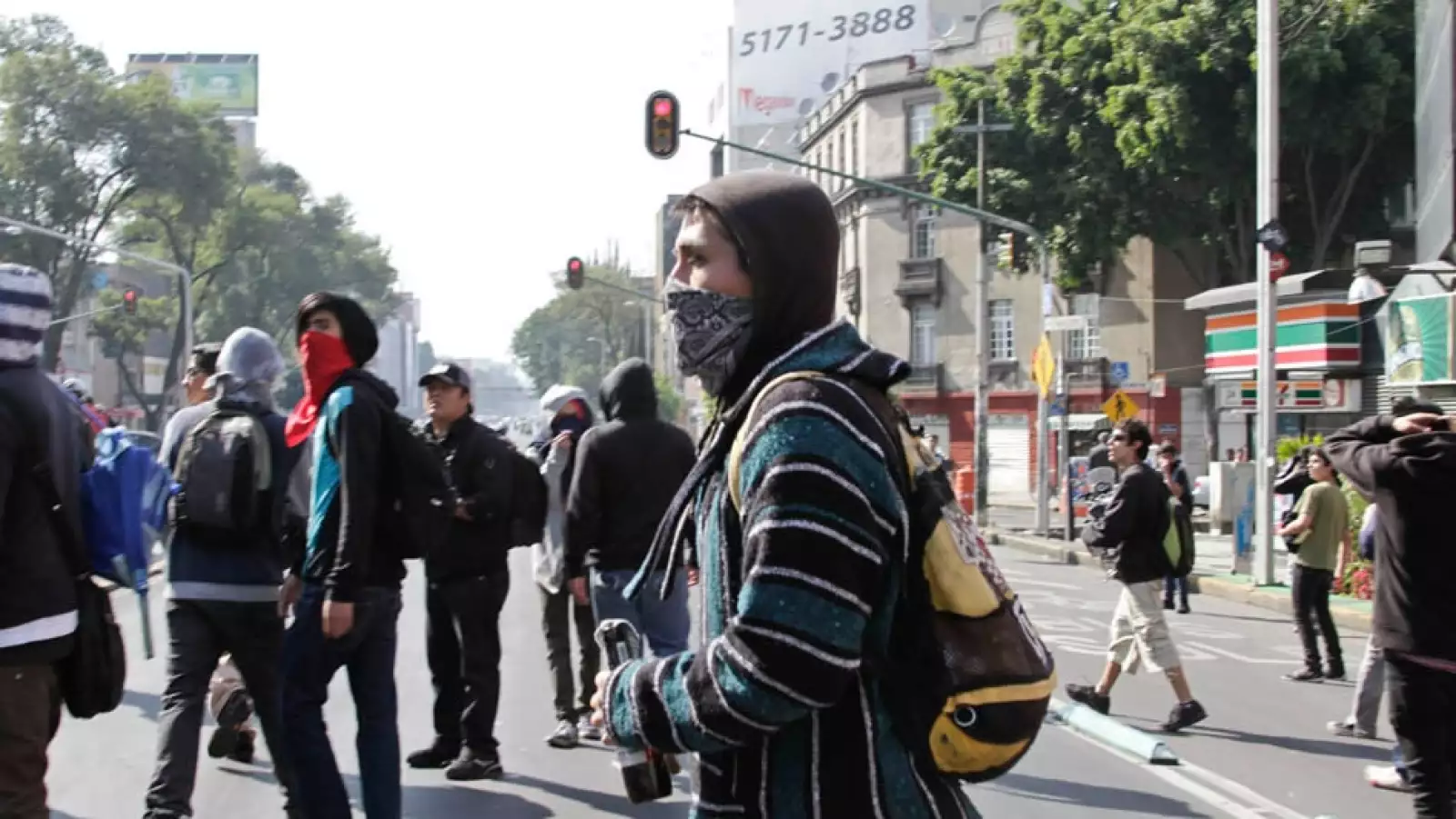 EXP. manifestacion, 1DMX