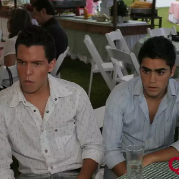 Rodrigo Fuentes, Juan Pablo Alzas