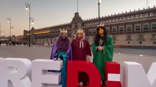 Reinas Magas llevan a Palacio Nacional los deseos de los niños