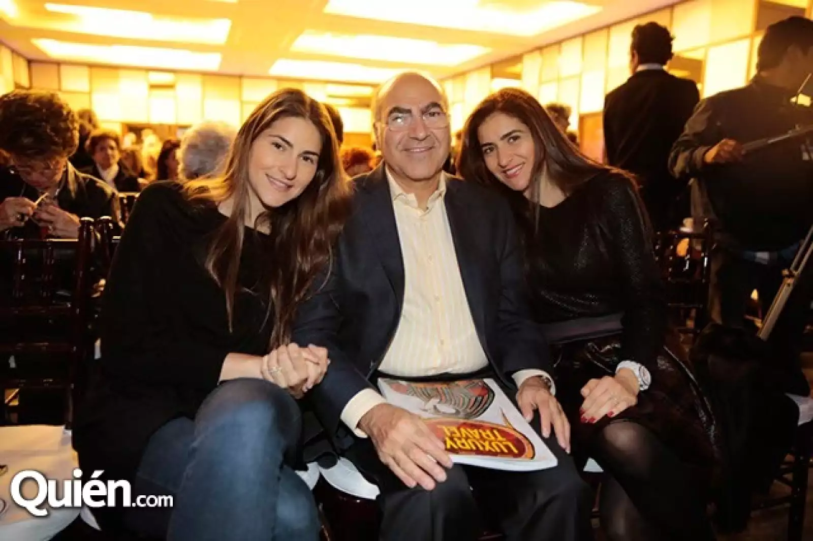 Linda, Isaac y Elvira Smeke