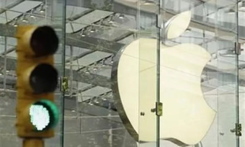 Apple ya entabló una demanda contra Samsung en abril en EU. (Foto: Reuters)