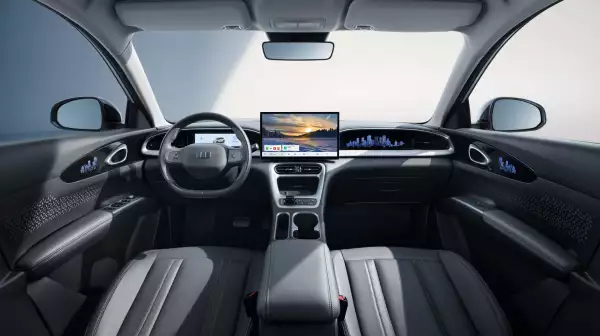 geely-ex2-entra-a-mexico-1