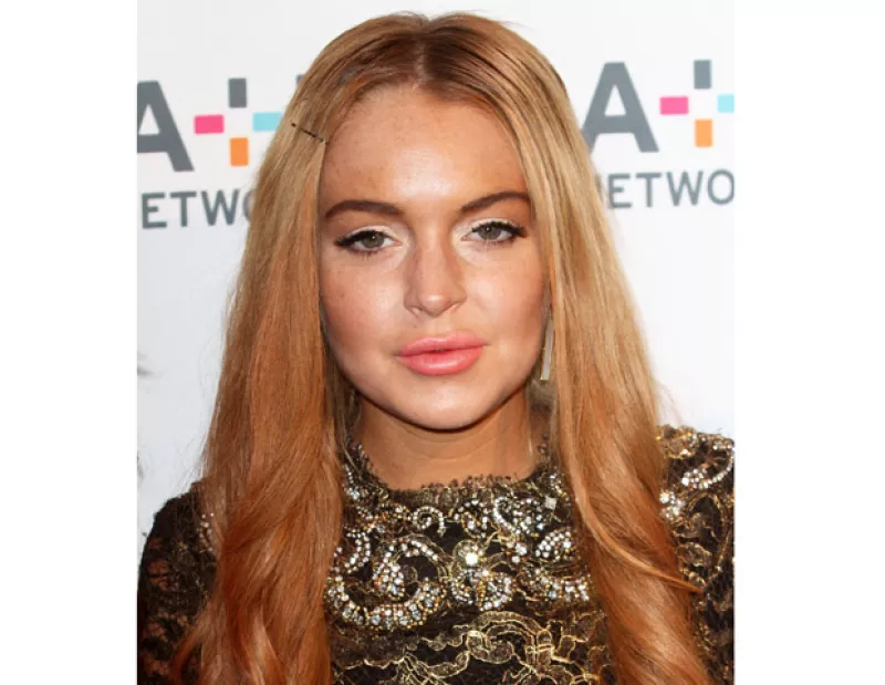 El portal TMZ reportó que la actriz fue encontrada en su habitación de hotel sin reflejos, por lo que llamaron al 911, sin embargo su representante aseguró que no fue necesario hospitalizarla.