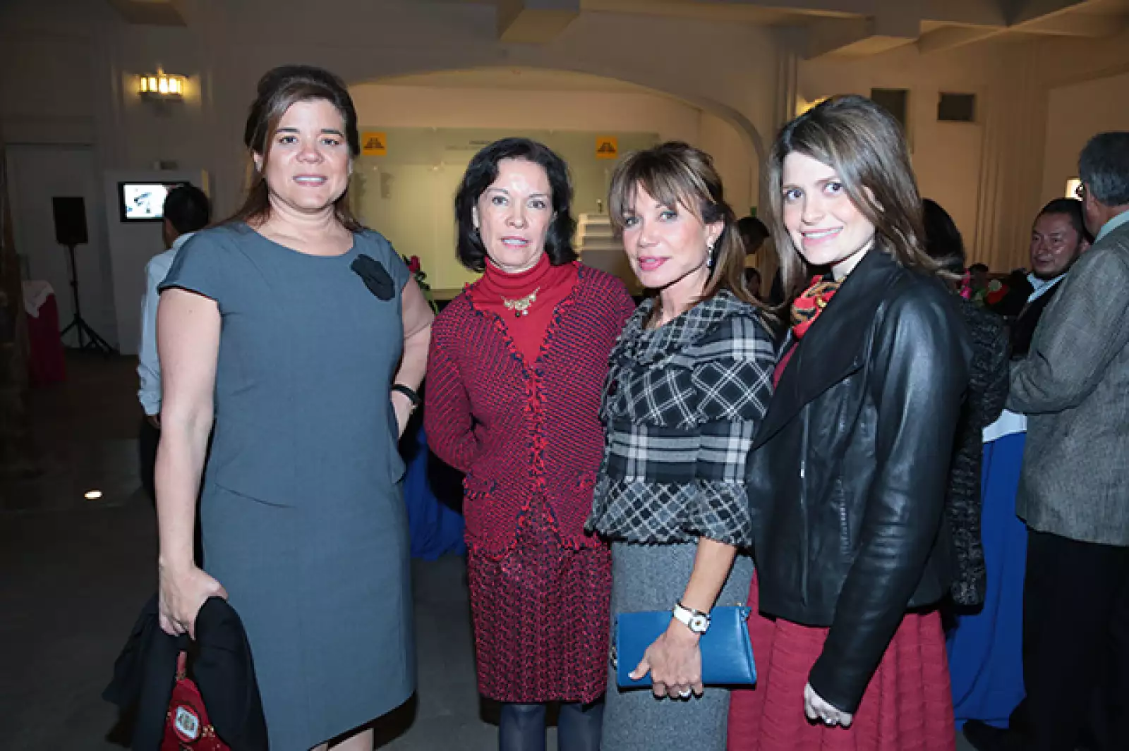 Sonya Santos,Cecilia Moctezuma,Azita Mujica,Mitra Mujica