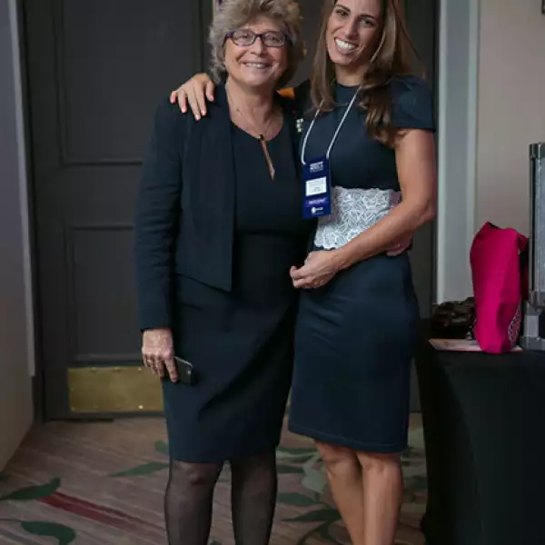 Jacqueline Franjou y Johanna Slim