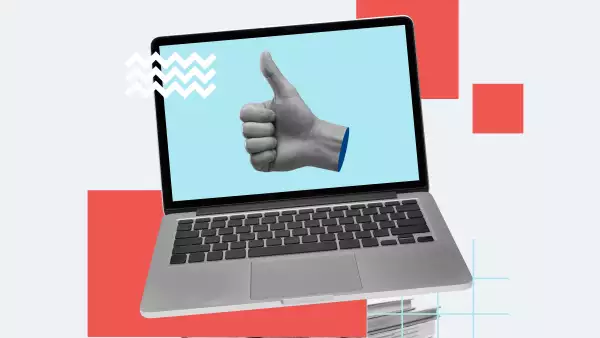 foto collage de una laptop abierta sobre una pila de libros y un pulgar arriba en la pantalla.