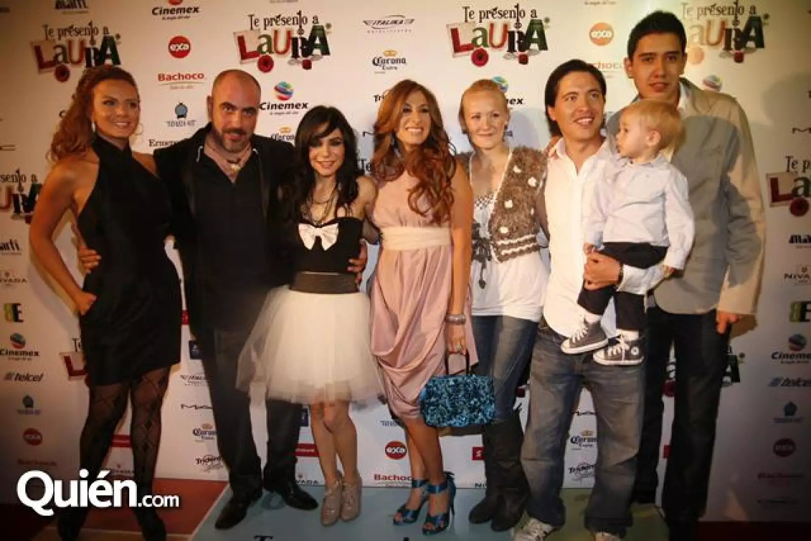 Alfombra  Te presento a Laura