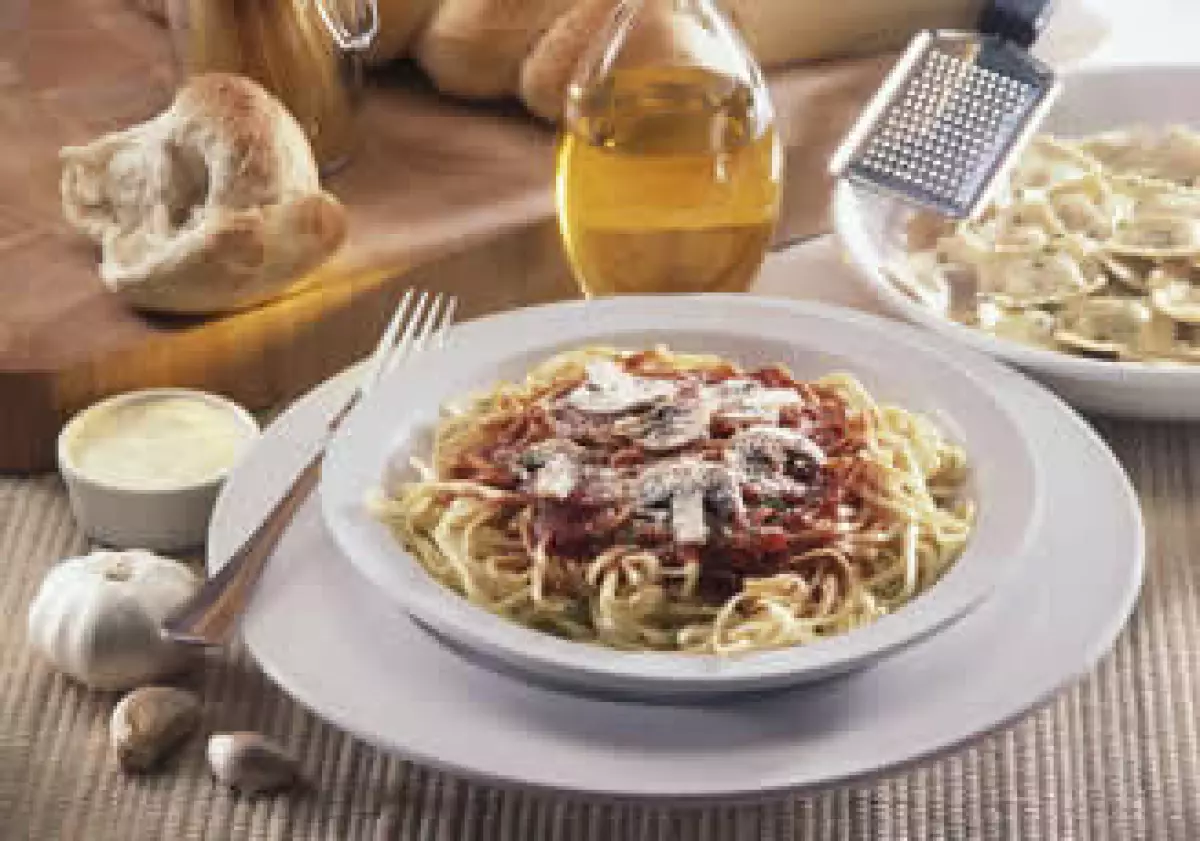 El ministro Gianfranco Rotondi dijo que la hora de comida afecta la productividad de los trabajadores. (Foto: Jupiter Images)