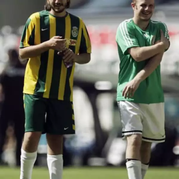Aquí Diego con Facundo, del equipo contrario.