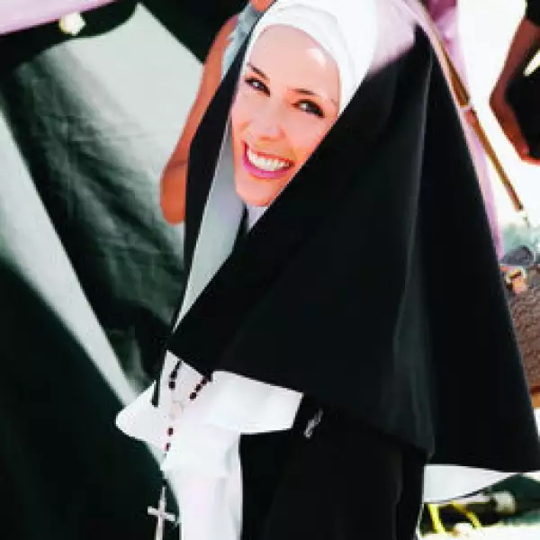 Backstage de Jacqueline Bracamontes