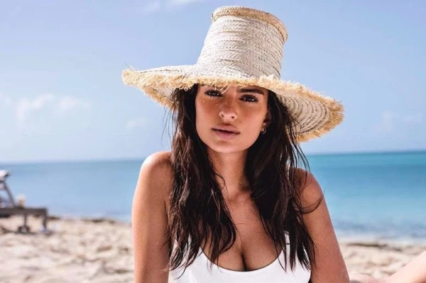 fyre-festival-demanda-emily