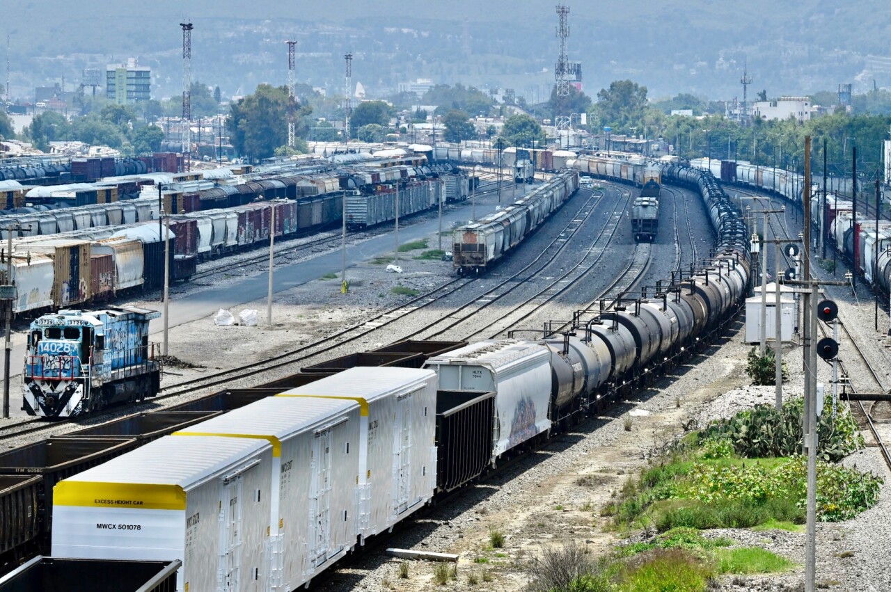Reconfiguración automotriz comienza a golpear al negocio ferroviario en México