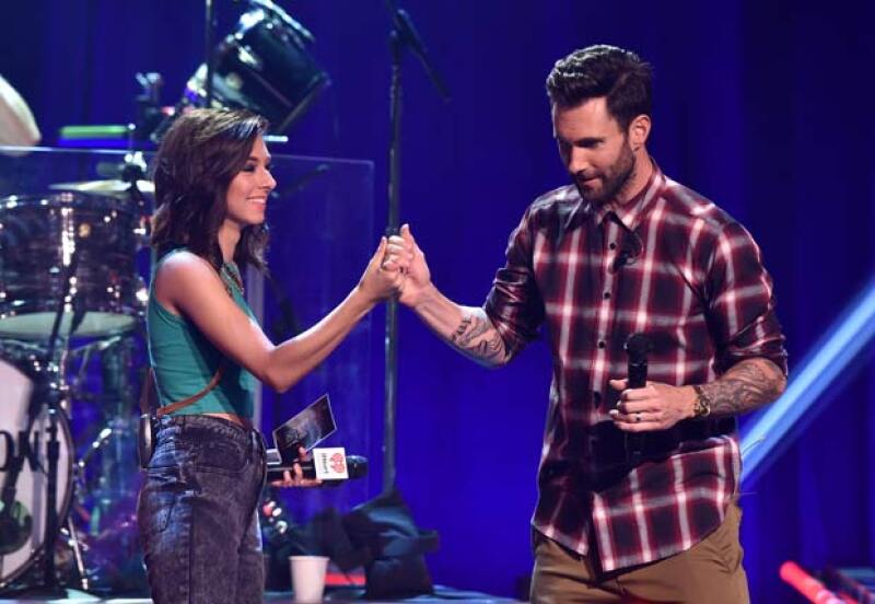 Adam se ofreció a pagar el funeral de Christina y pagar el vuelo de su mamá para que asistiera al funeral.