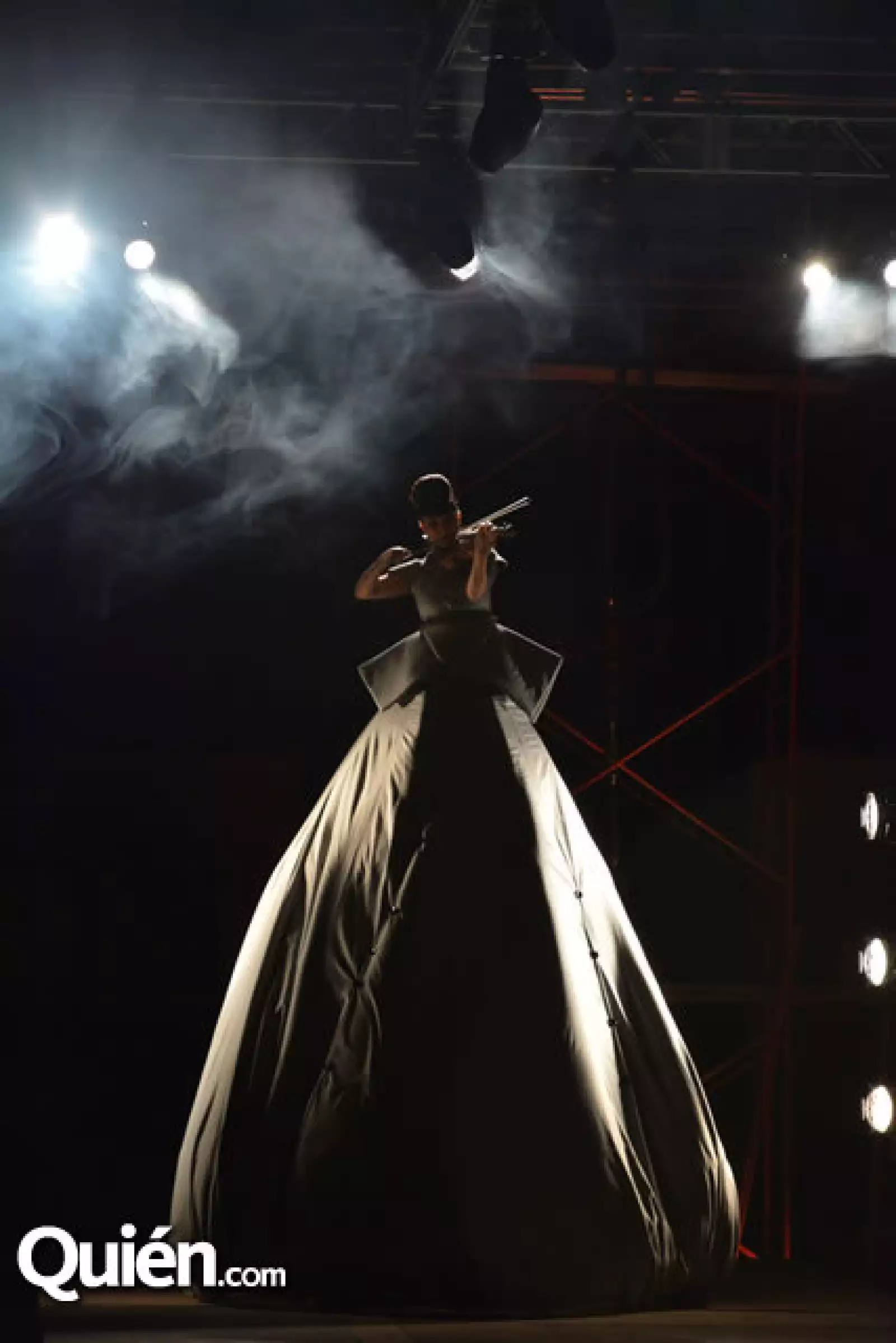 Pasarela por Abel López