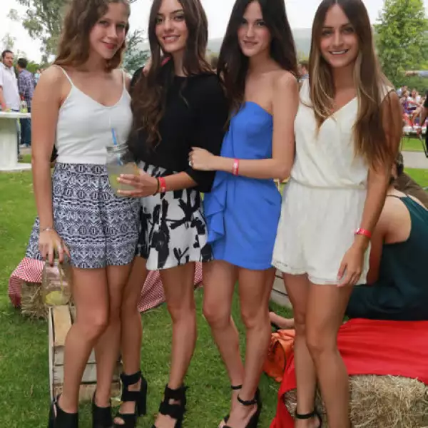 Nicole Suarez,Daniela Vela,Andrea Arce y Ana Paula Gudiño