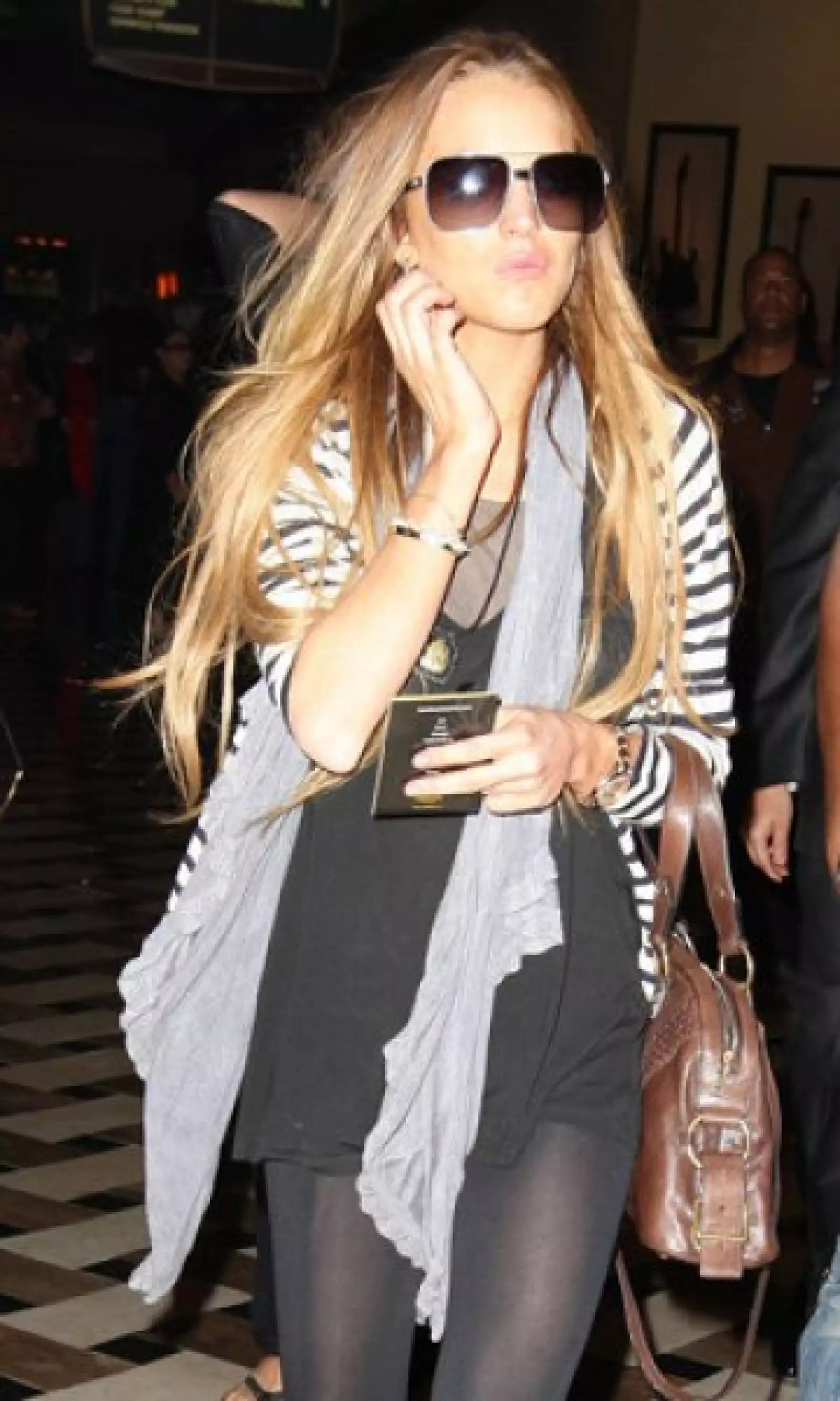 Lindsay Lohan llega al hotel y casino Hard Rock, en Miami, Florida.