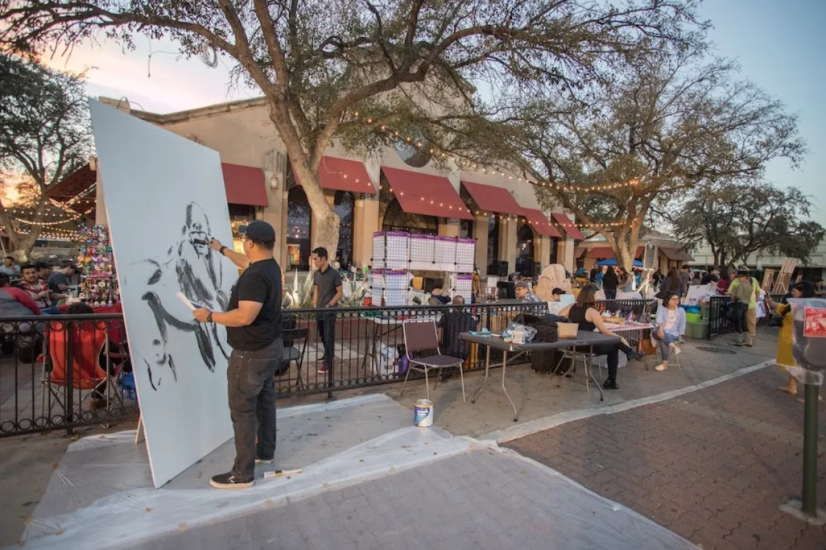 laredo-1.jpg