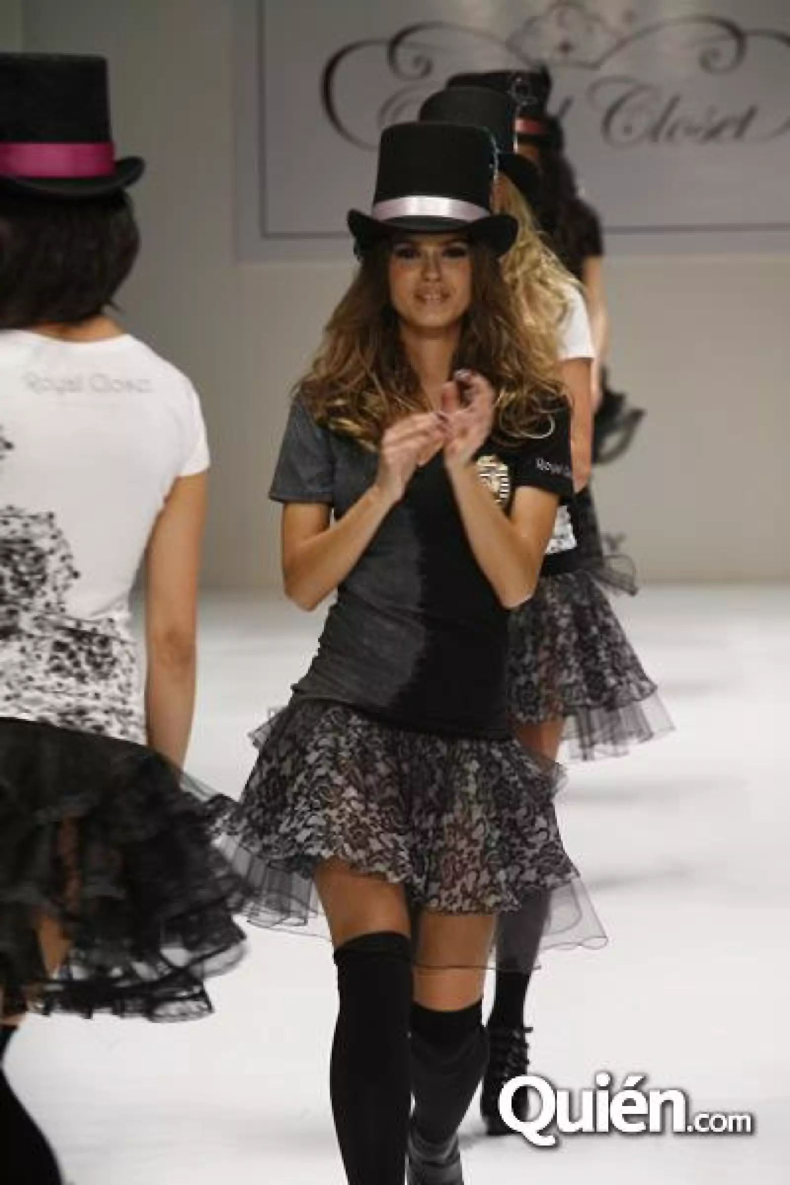 Dfashion Desfile Royal Closet