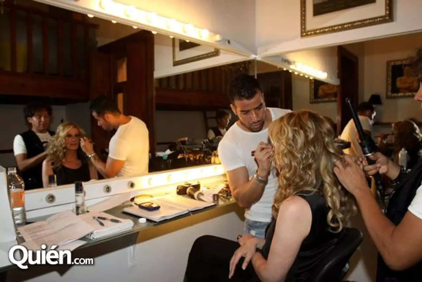 Rebecca de Alba Saks