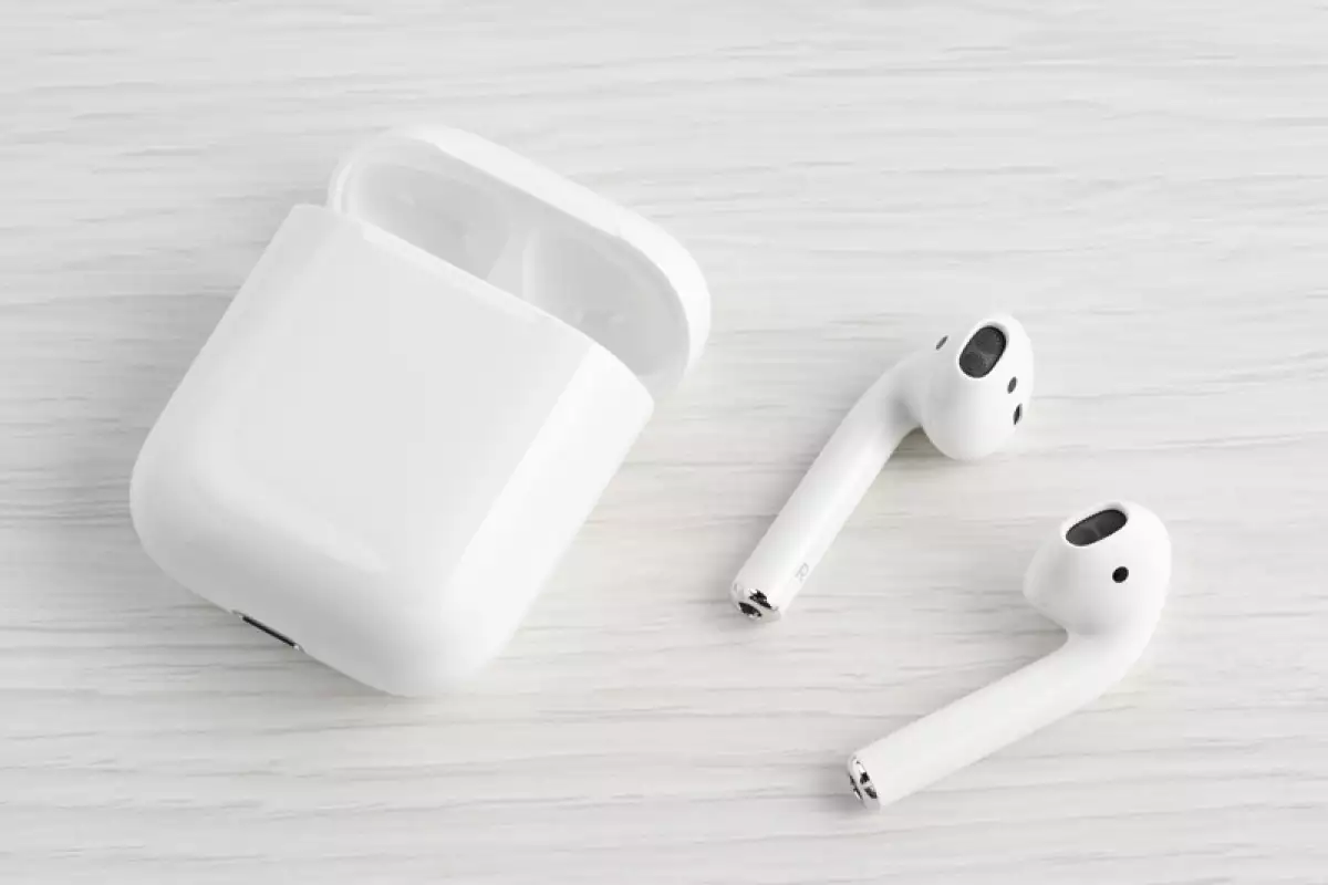 Apple