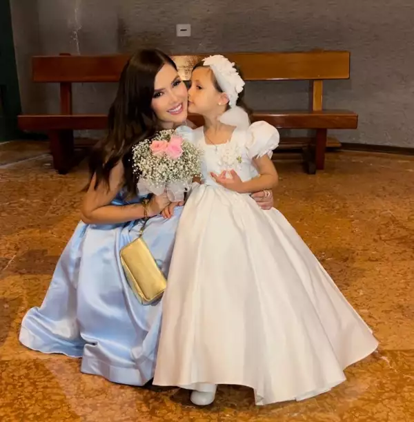 marlene-favela-hija-bella-seely-presentacion.jpg