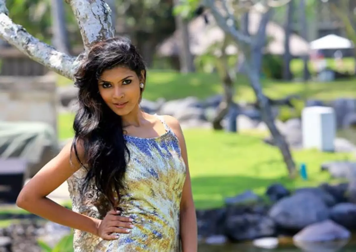 El concurso de belleza que en un inicio se llevaría a cabo en la isla de Java en Indonesia, ha cambiado su sede a la isla de Bali de la misma región.