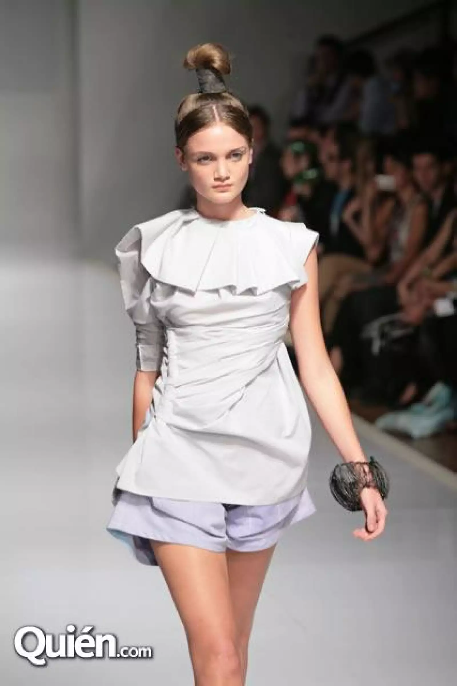 IDM Desfile Daniel Andrade