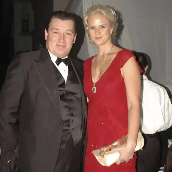 Julien y Anya Debarle