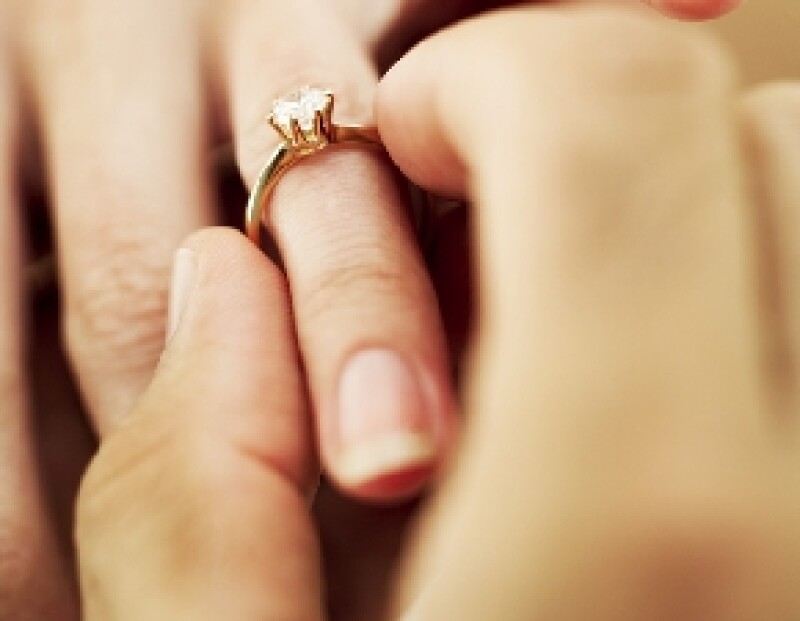 Según la experta las relaciones que conducen al matrimonio son las que se desarrollan fácilmente y no tienen altibajos.
