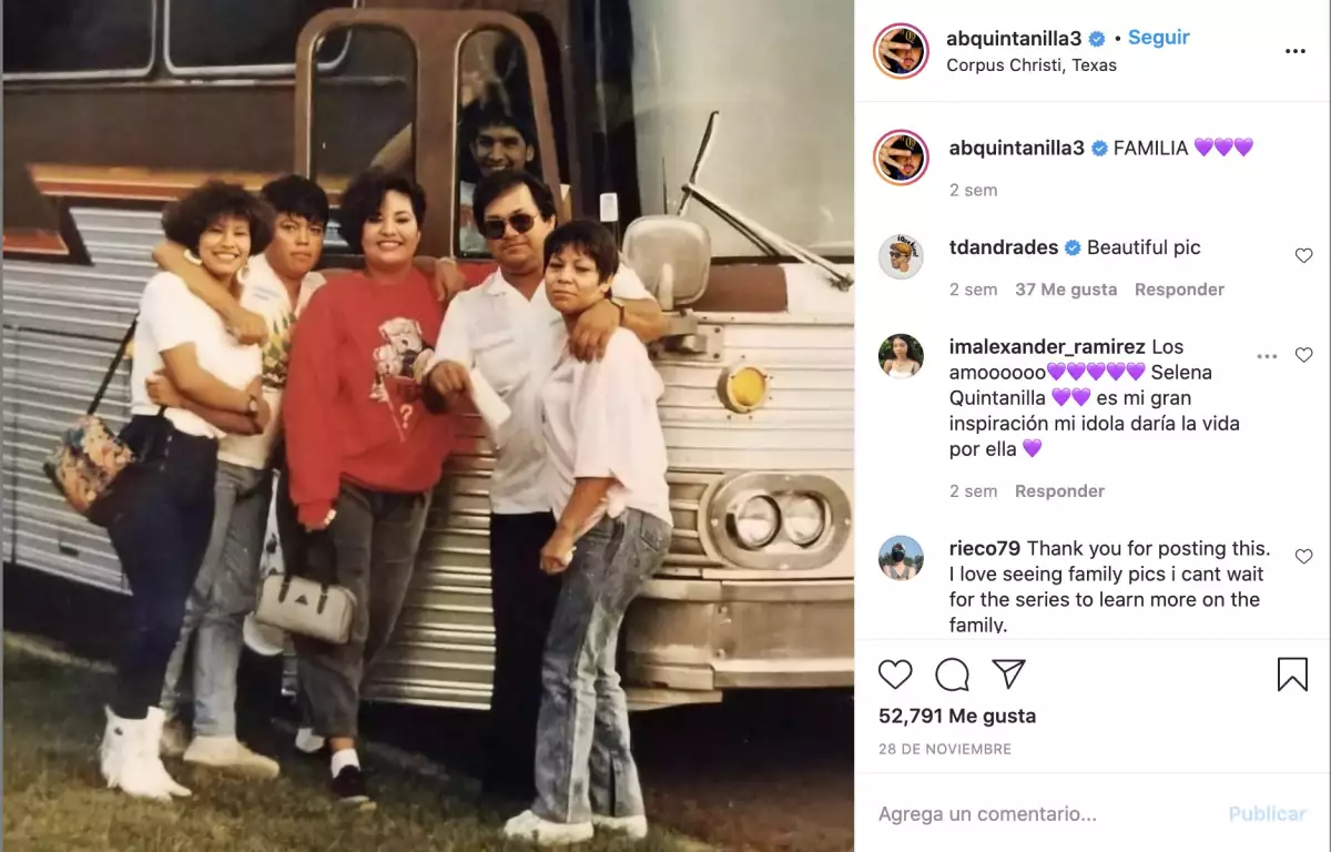 Selena y su familia
